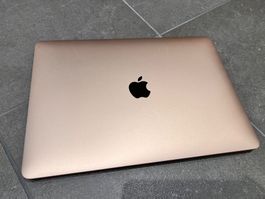 MacBook Air Gold 13,3 Zoll – 512 GB SSD – sehr guter Zustand