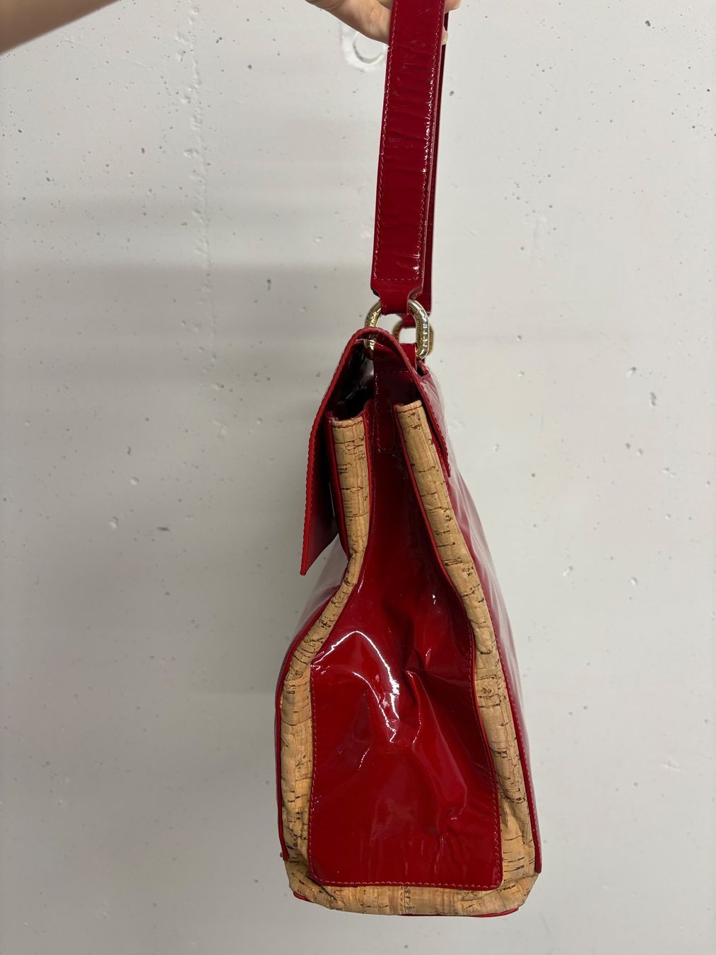 Stuart Weitzman Borse da donna: Stuart Weitzman Handtasche rot Lackleder Tasche – Usato da Regensdorf venduto da secondchancefashion 3