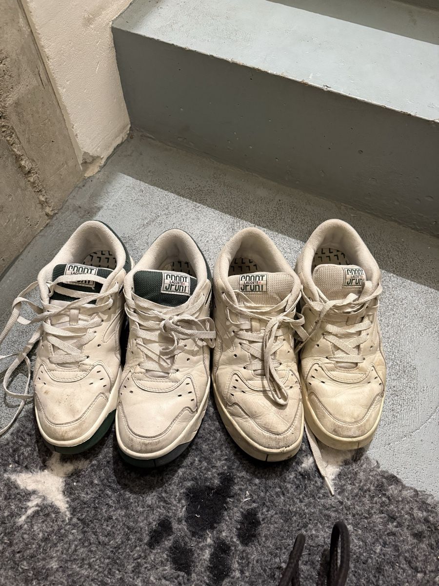 Lacoste Scarpe da uomo: 2 paar Lacose Turnschuhe Gr 41 – Usato da Winterthur venduto da Mhaselnuessli