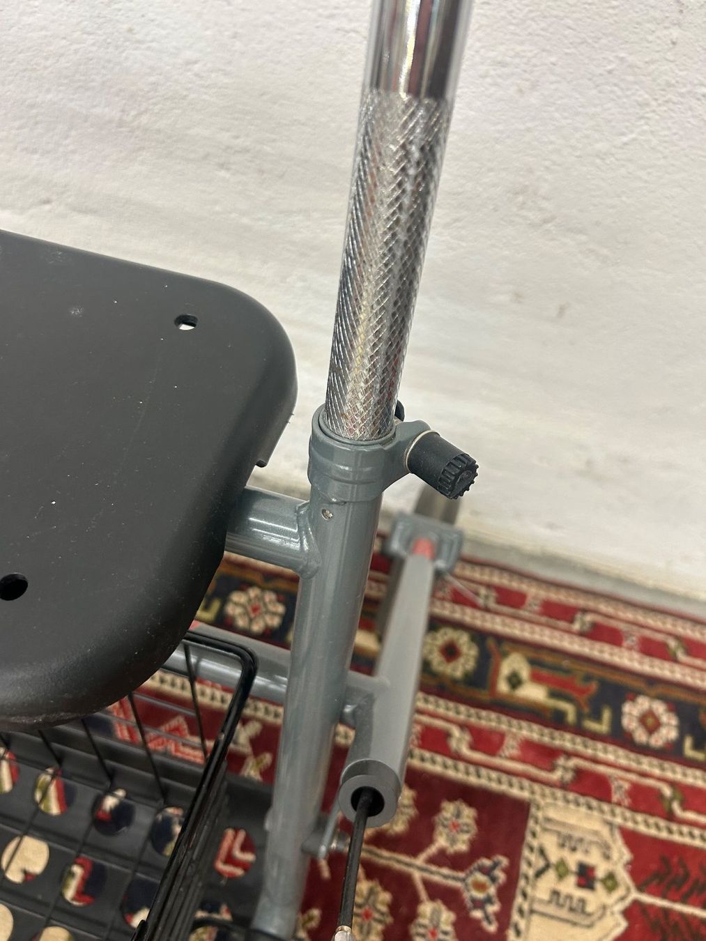 Ausili per la deambulazione: Rollator / Gehhilfe Bimeda mit Einkaufskorb Bremsen – Usato da Zürich venduto da Levelart 5