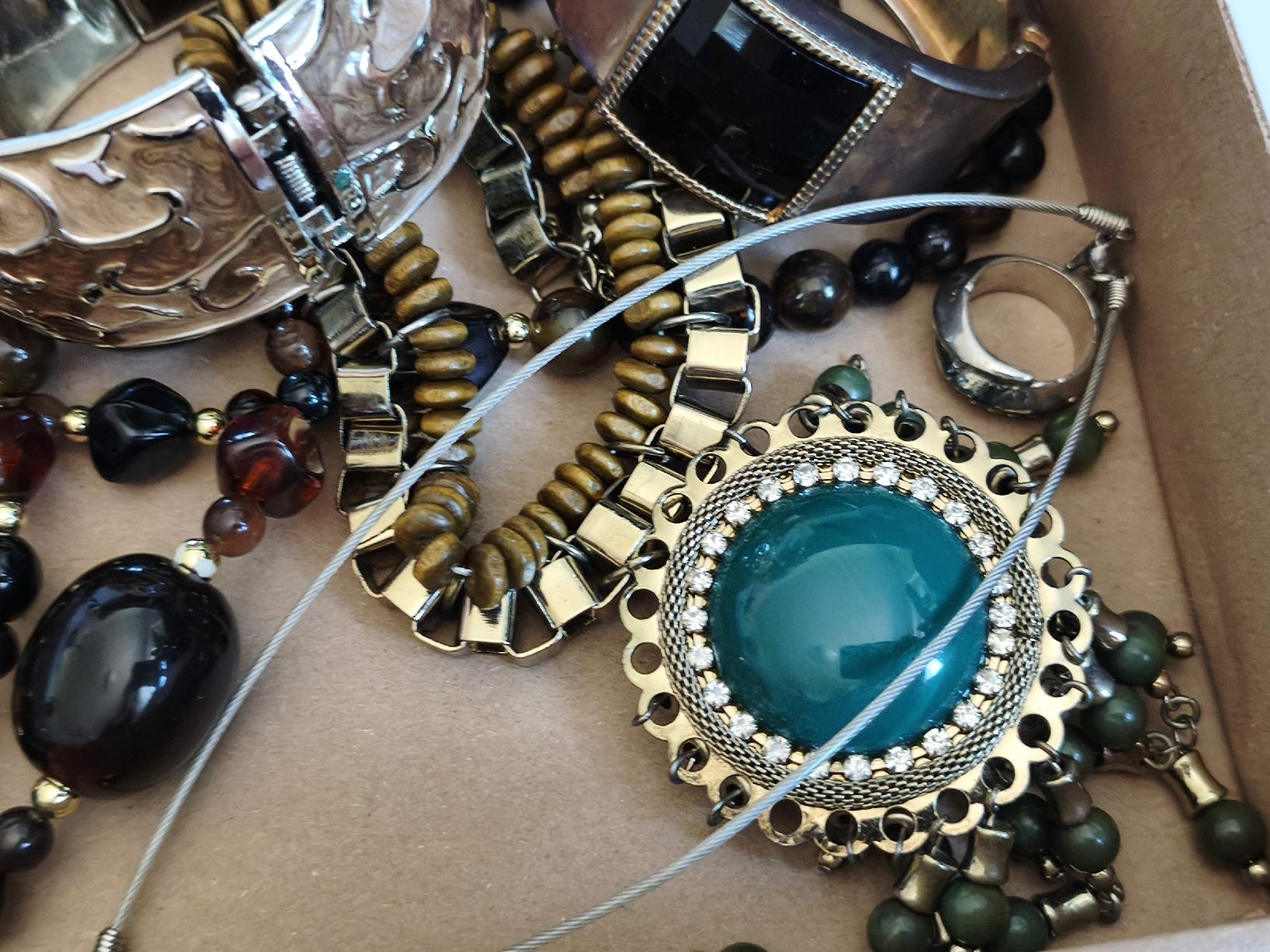 Sonstiger Schmuck: Schmuck Konvolut Damen Mix Modeschmuck  – Gebraucht aus St. Gallen von GIULESGG 5