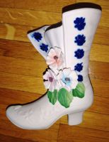 Vase aus Porzellan - Barock, Stiletto Stiefel -