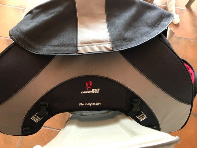 Taschen: Hecktasche Bags-Connection "Racepack" – Neu (gemäss Beschreibung) aus Niederscherli von Lucia16