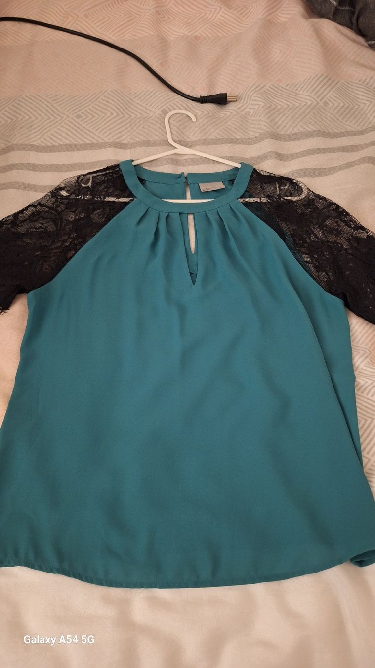 Vero Moda Camicette: Bluse – Usato da Oberglatt ZH venduto da nat_c6k7 1