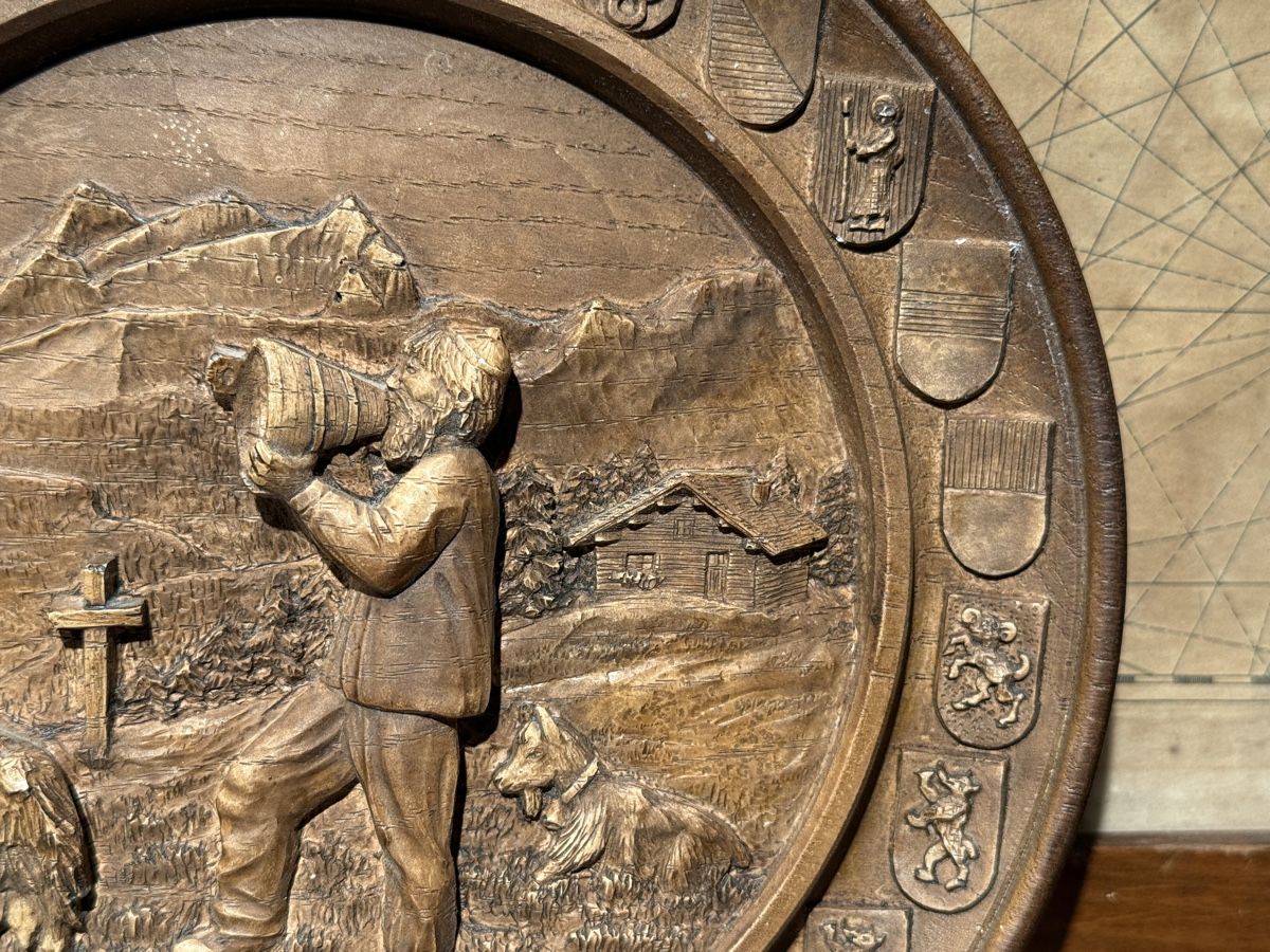 Sculture & Statue: Schweizer Schnitzerei mit Wappen, handgemacht  – Usato da schaffhausen venduto da VintAntik_1980 5