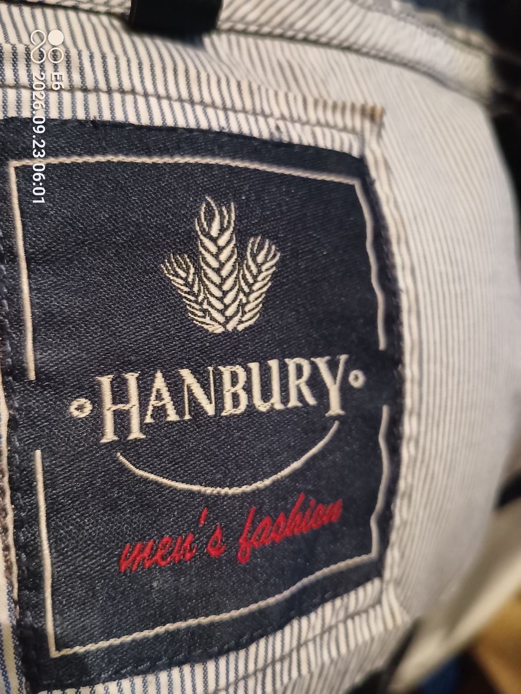 Camicie: Kariertes Hemd Marke: Hanbury – Usato da Zürich venduto da Mitzi6 2