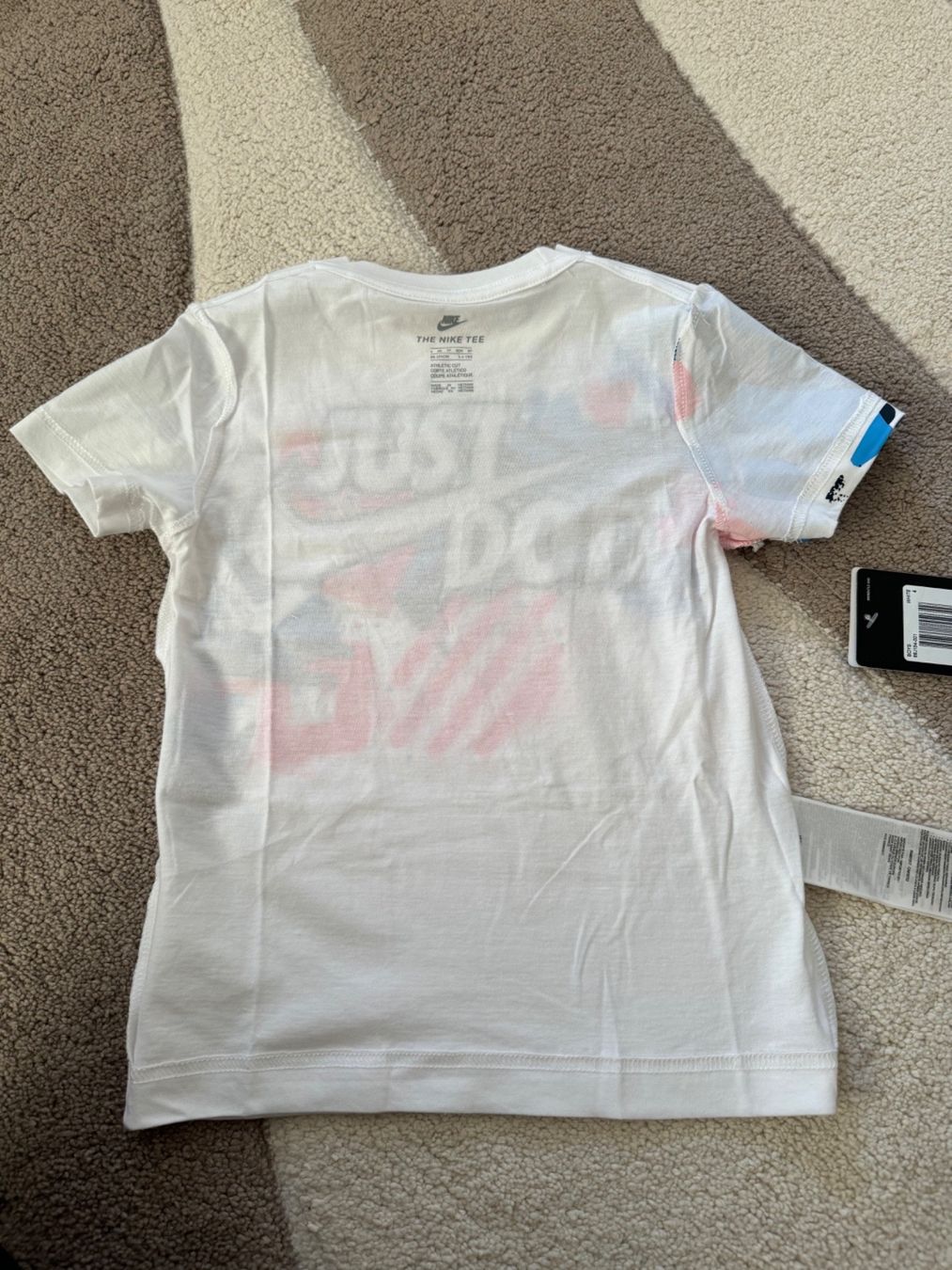 Nike Hemden, T-Shirts & Polos: T-SHIRT NIKE – Neu und originalverpackt aus Zürich von Mina_09 2