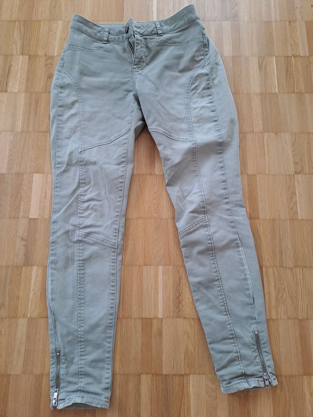 Jeans: Jeans – Gebraucht aus Richterswil von summa11