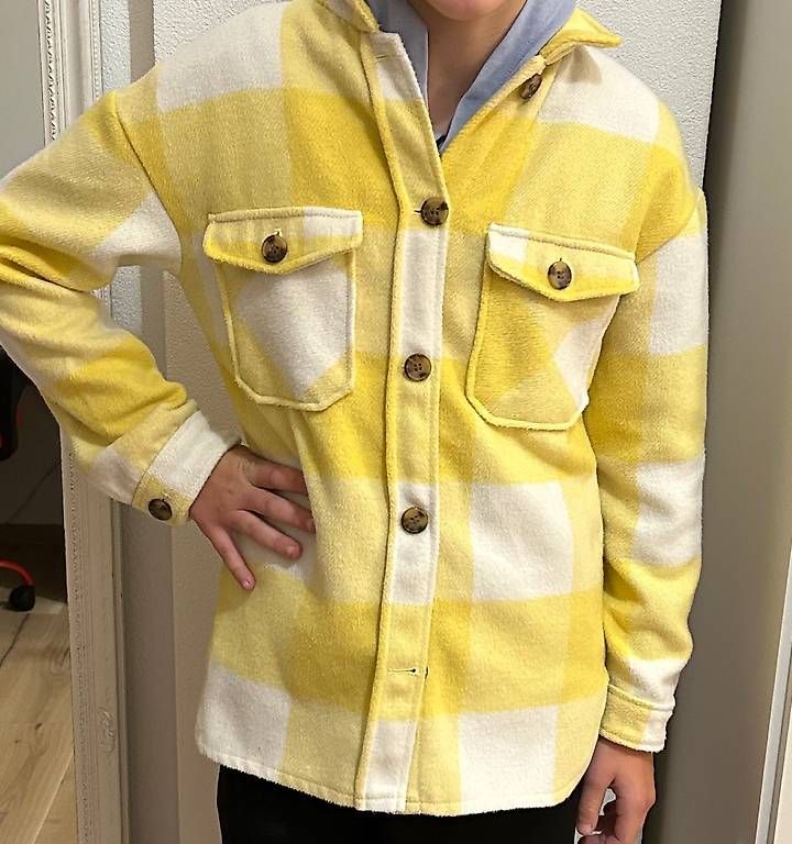 Camicette, T-shirt & Top: Hemdbluse Gr. 146, wie Neu – Usato da Langnau im Emmental venduto da EvelineL 2