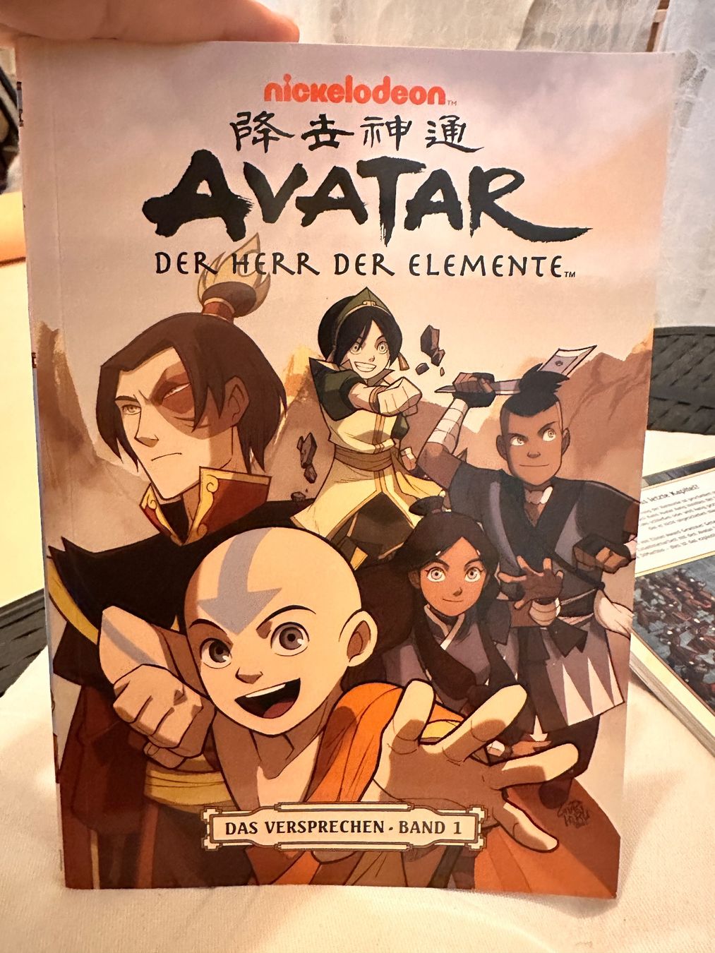 Comics: Avatar - Der Herr der Elemente Comic; Das Versprechen Band 1 – Neu und originalverpackt aus Vaduz von valeole