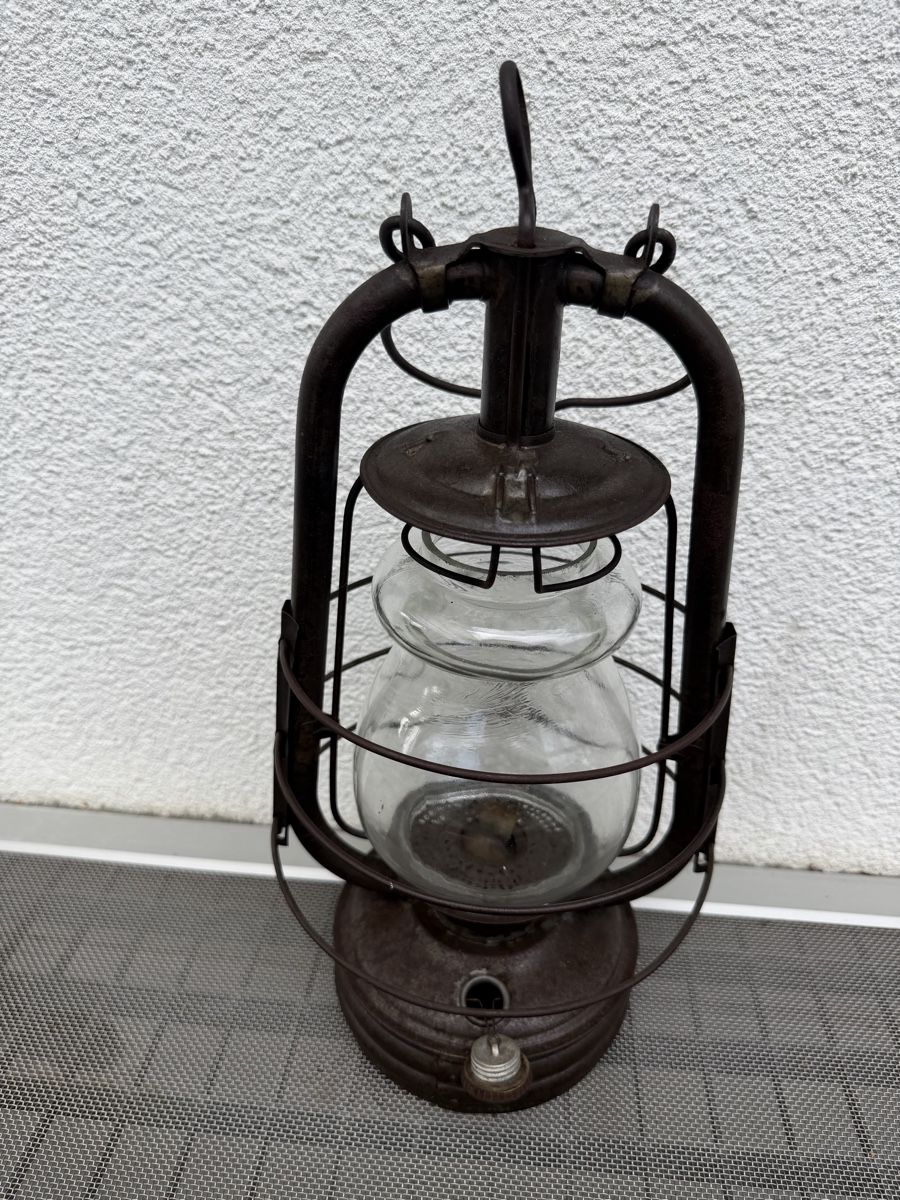 Lampade: Antike Sturmlaterne – Usato da Tennwil venduto da Zenayda 3