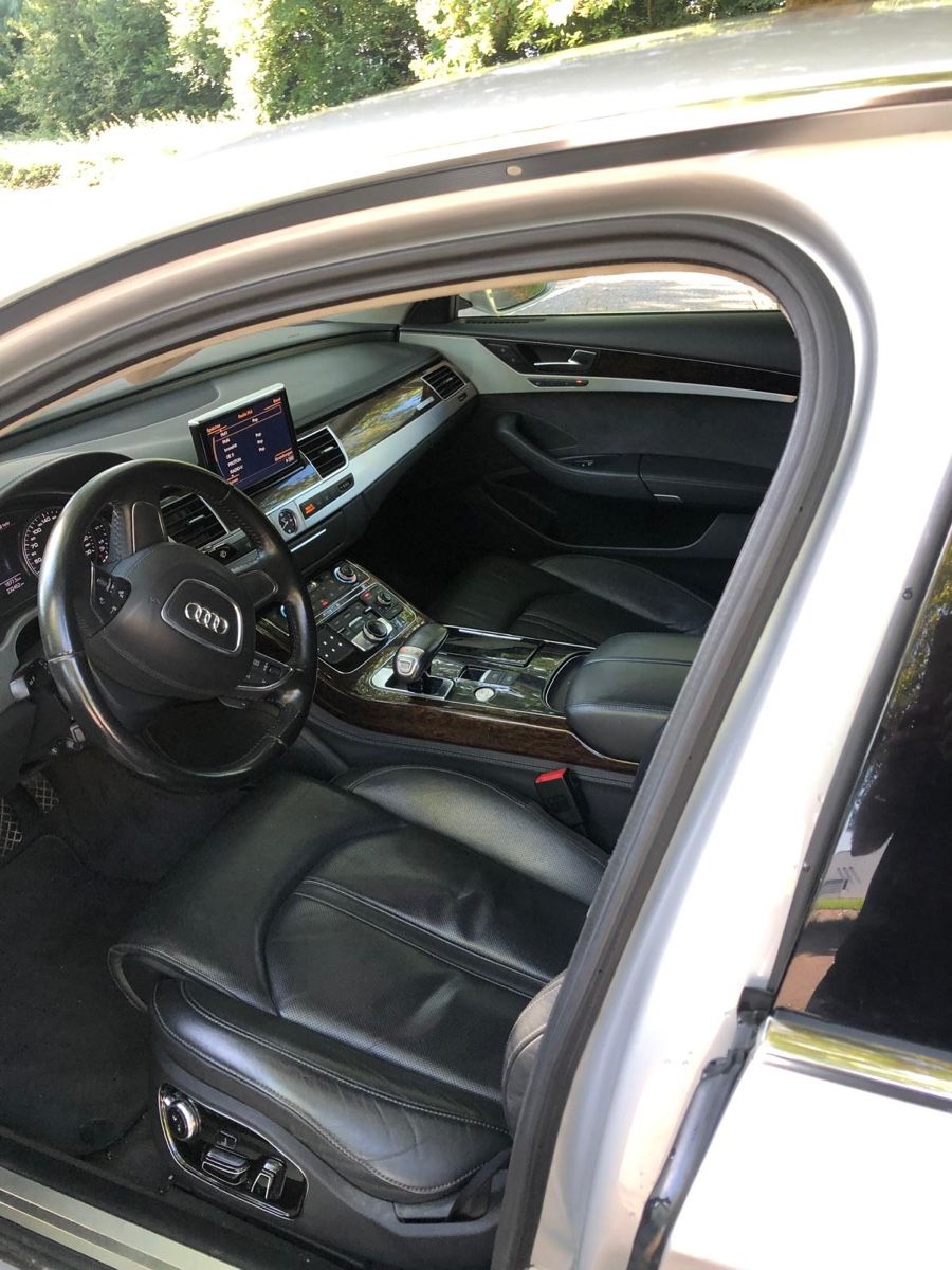 Audi Automobili: Audi A8 4.2 TDI quattro – Usato da Rüthi (Rheintal) venduto da la.07 4