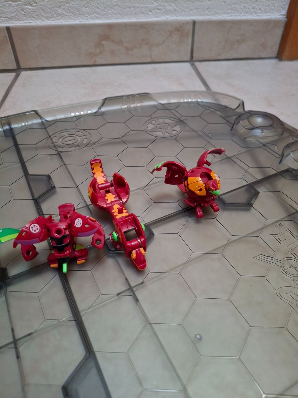 Giocattoli: Bakugan Arena mit Figuren und Karten – Usato da Wilderswil venduto da janabe 2