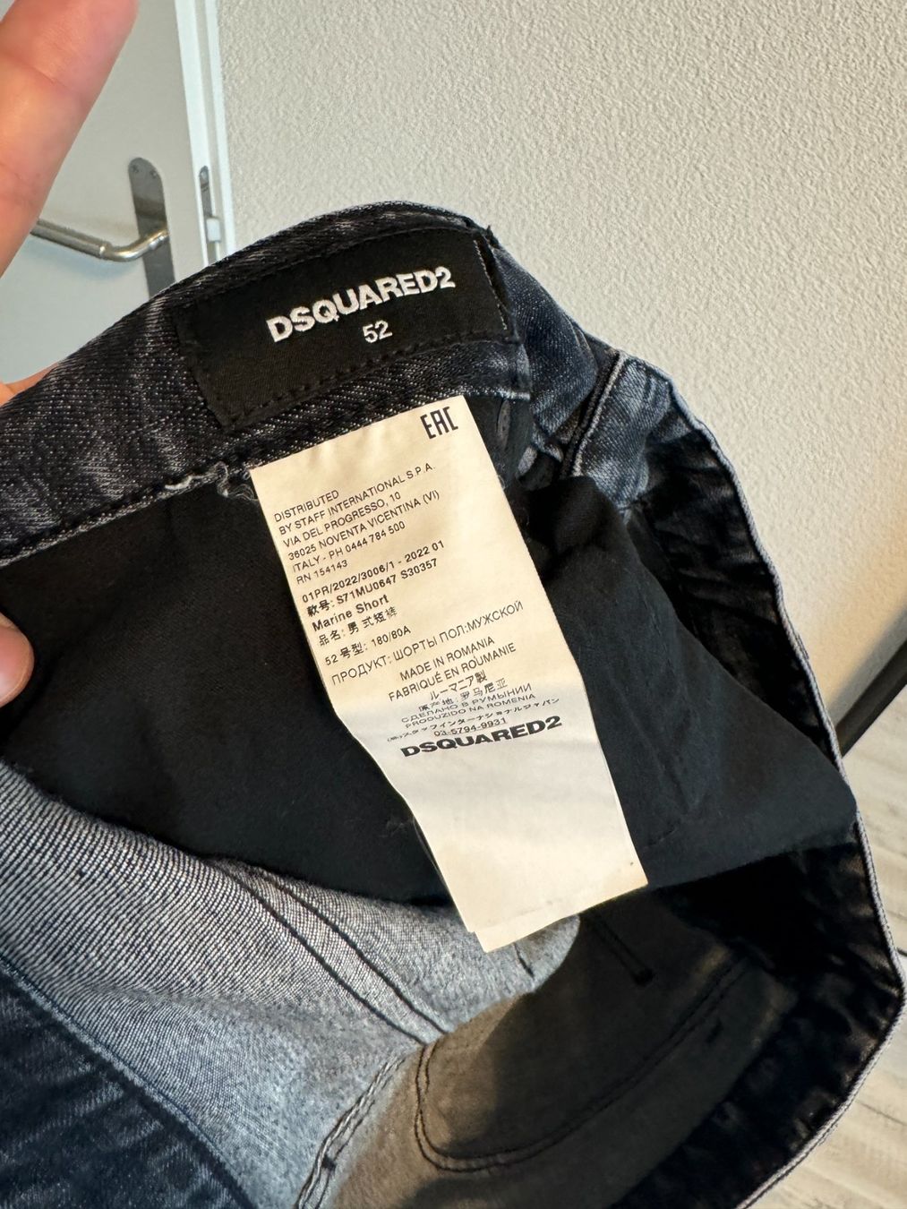 Dsquared2 Jeans: Dsquared Jeans-Shorts – Usato da Kleindöttingen venduto da Kimbo93 1