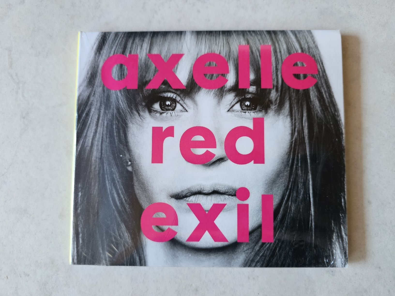 CD: Axelle Red  -  Exil  /  Fabrikneu – Nuovo e nell'imballaggio originale da Schneisingen venduto da backstore24