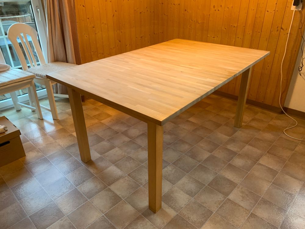 Massiver IKEA Küchentisch, ausziehbar. Kaufen auf Ricardo
