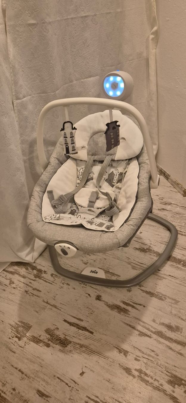 Joie Autre balançoires de jardin: Joie Babyschaukel Grau gebraucht – D'occasion à Zuben par nen_jdw8 4