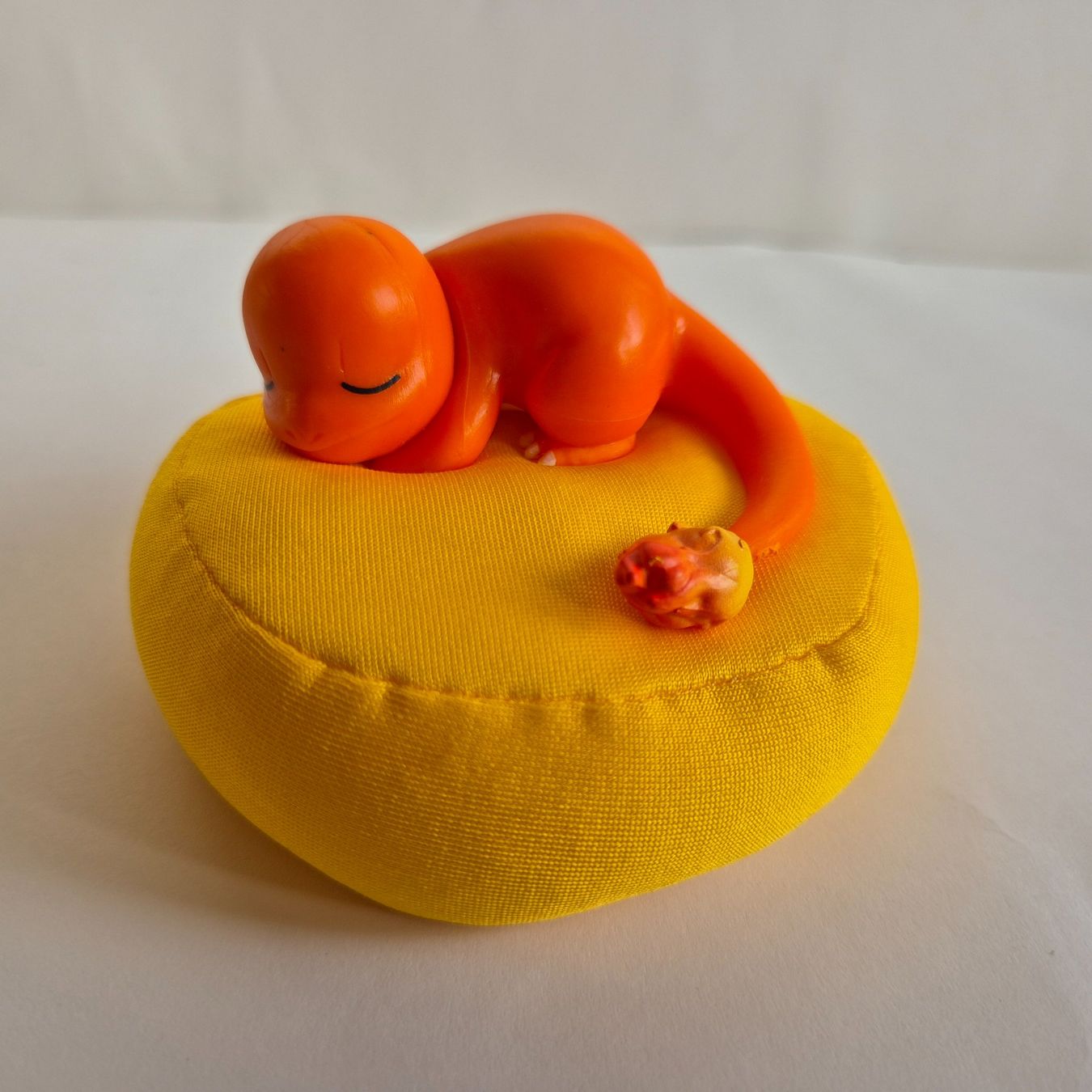 Pokémon Statuette: Pokemon Sammelfigur - Sleeping Glumanda - MER – Nuovo (secondo la descrizione) da Zürich venduto da Mephisto87 1