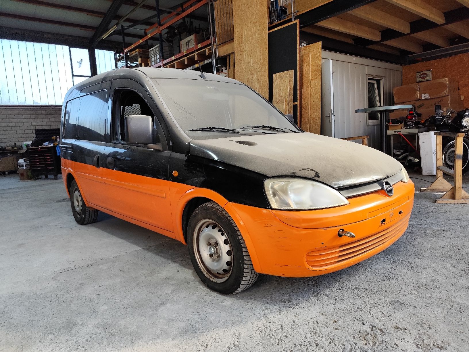 Opel Automobili: Opel Combo 1.7 DTI – Difettoso da Rüthi (Rheintal) venduto da benzmario 1
