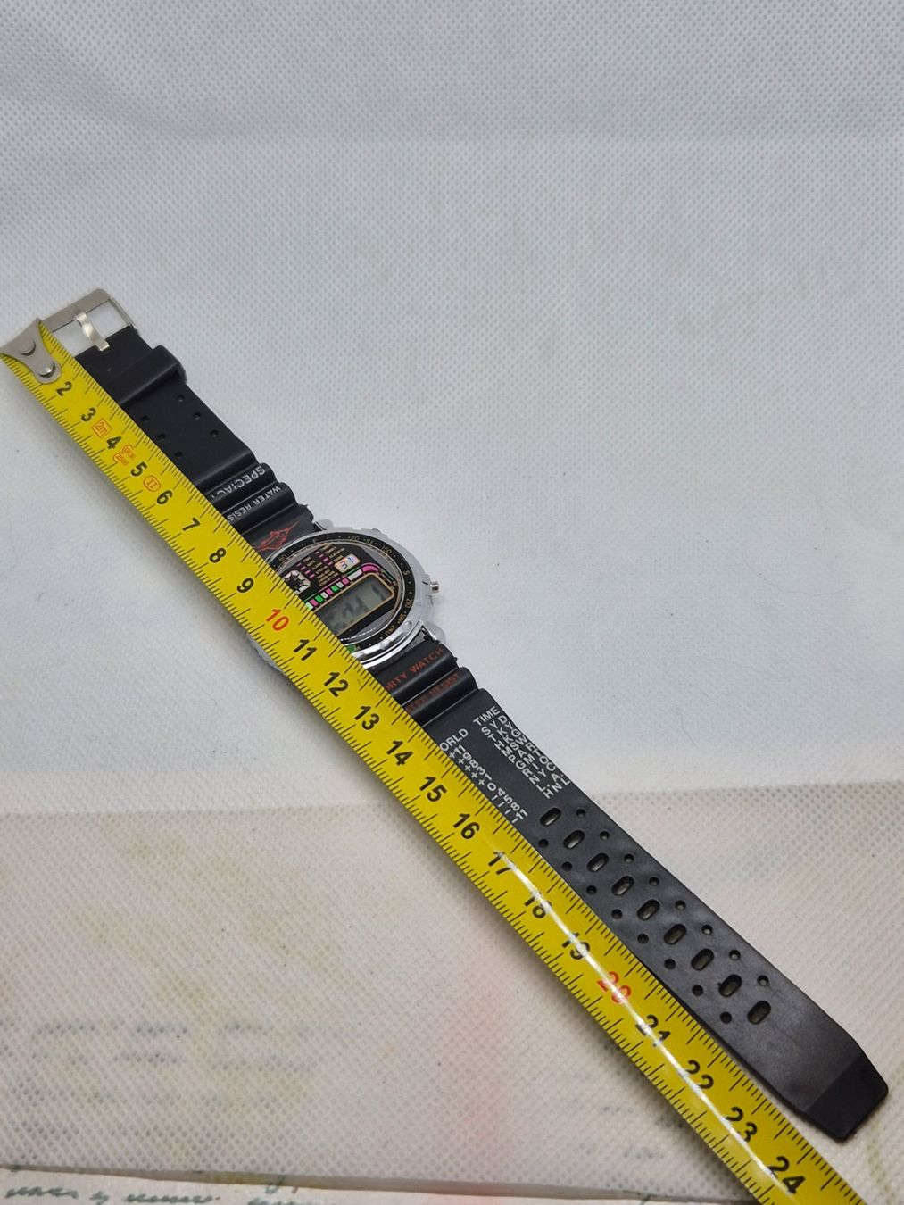 Montres: Gebrauchte digitale Multifunktions-Sportuhr – D'occasion à Losone par bal_gfp6 6