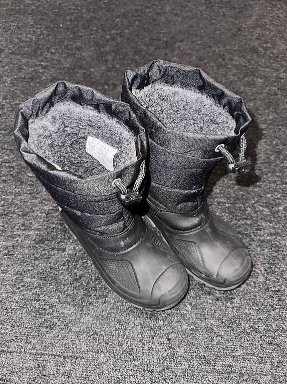 Scarpe per ragazzi: Winterstiefel Mckinley – Usato da Birsfelden venduto da kil_d79j 1