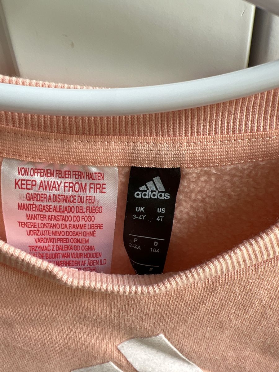 Adidas Pulls et sweat-shirts: Adidas pullover 98-104cm – D'occasion à Adliswil par youngbee 2