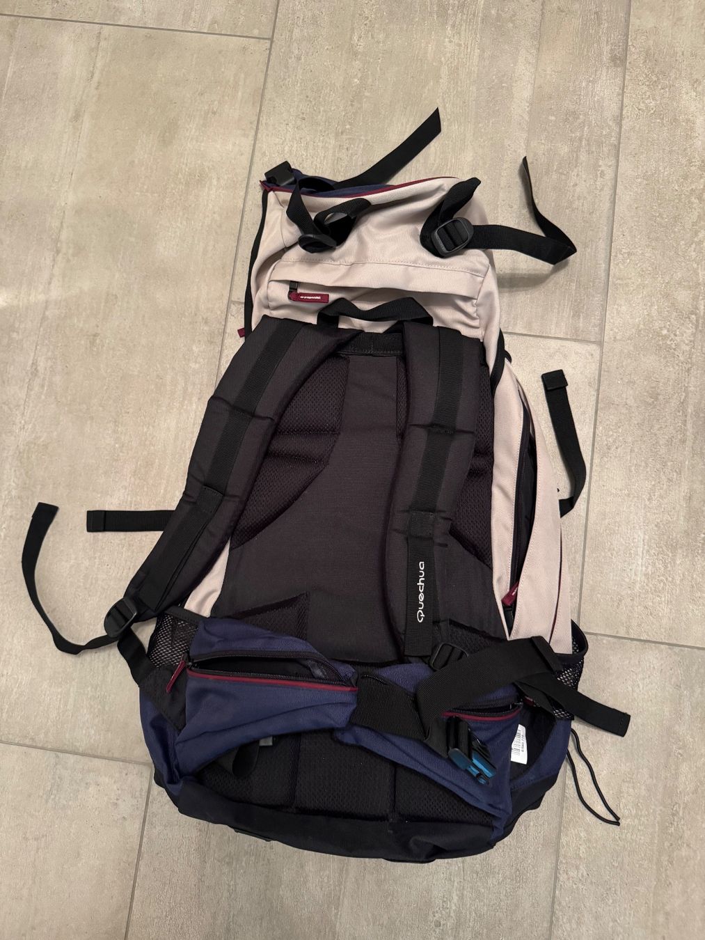 Decathlon Rucksäcke: Quechua - Sac à dos – Neu (gemäss Beschreibung) aus Zürich von lcg_898x 1