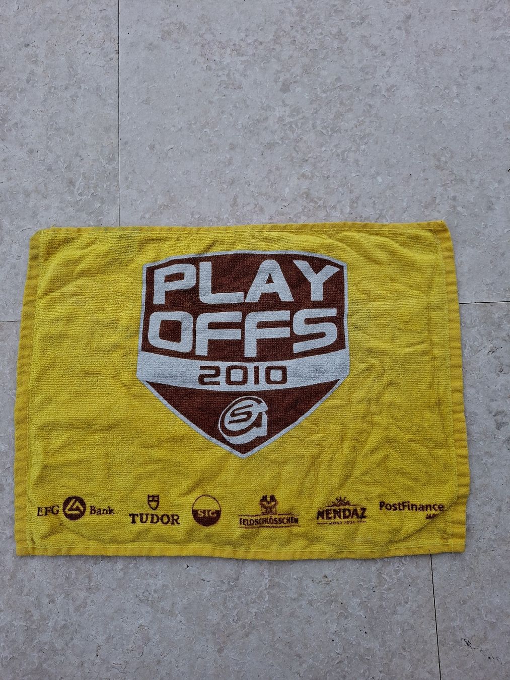 Alle Dekorationen: serviette play offs 2010 geneve servette  – Gebraucht aus Chavannes-de-Bogis von senator635