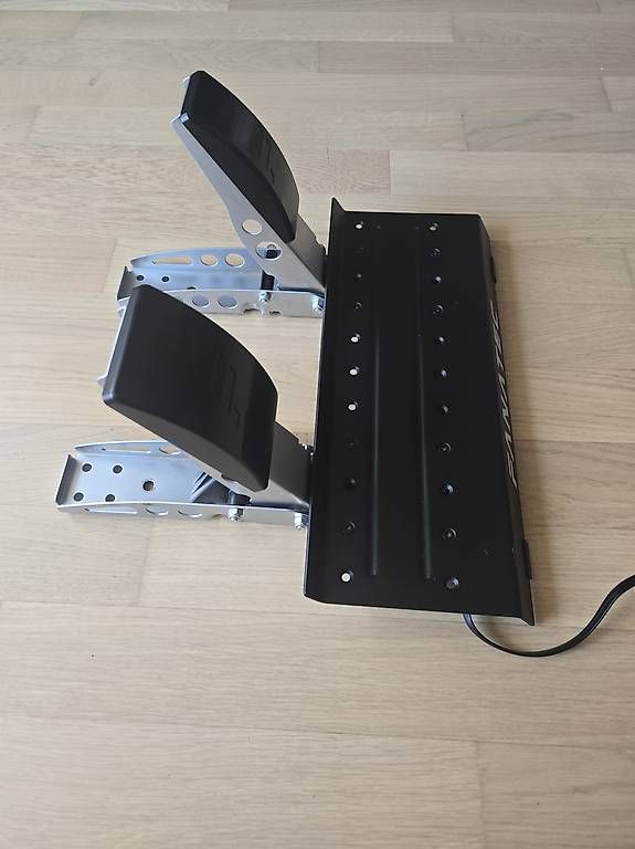 Controller: Pédalier FANATEC CSL – Usato da Renens VD venduto da reg_7ddr 4