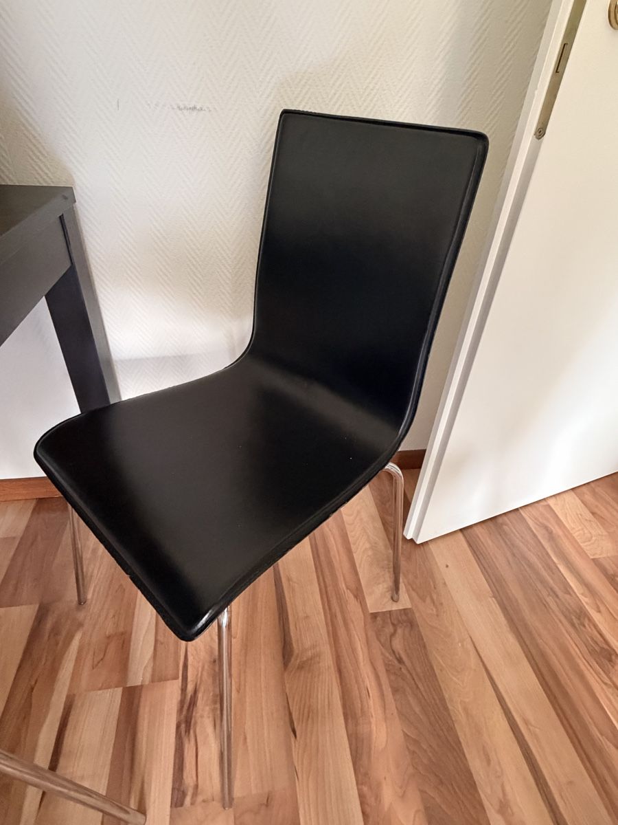 Ikea Set de table et chaises: Extendable dining table + 6 chairs – D'occasion à Zürich par Aleksandra_st 3