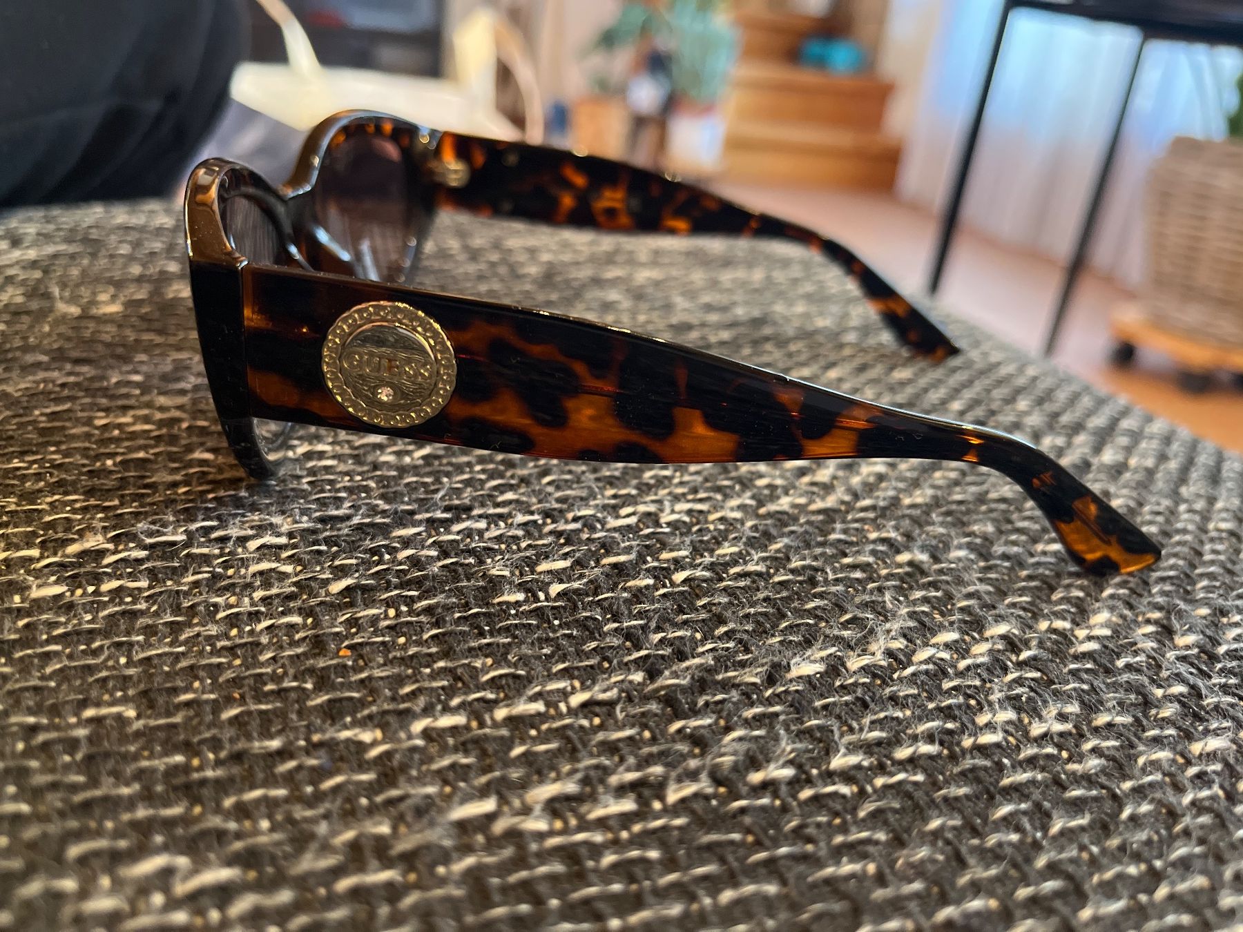 Guess Occhiali & Lenti: Guess Sonnenbrille – Usato da Einsiedeln venduto da sandramon 2