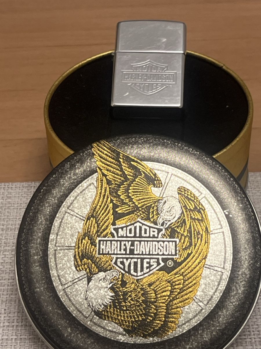 Zippo Accendini: Zippo Harley-Davidson Feuerzeug – Usato da Bassersdorf venduto da VERO-EN