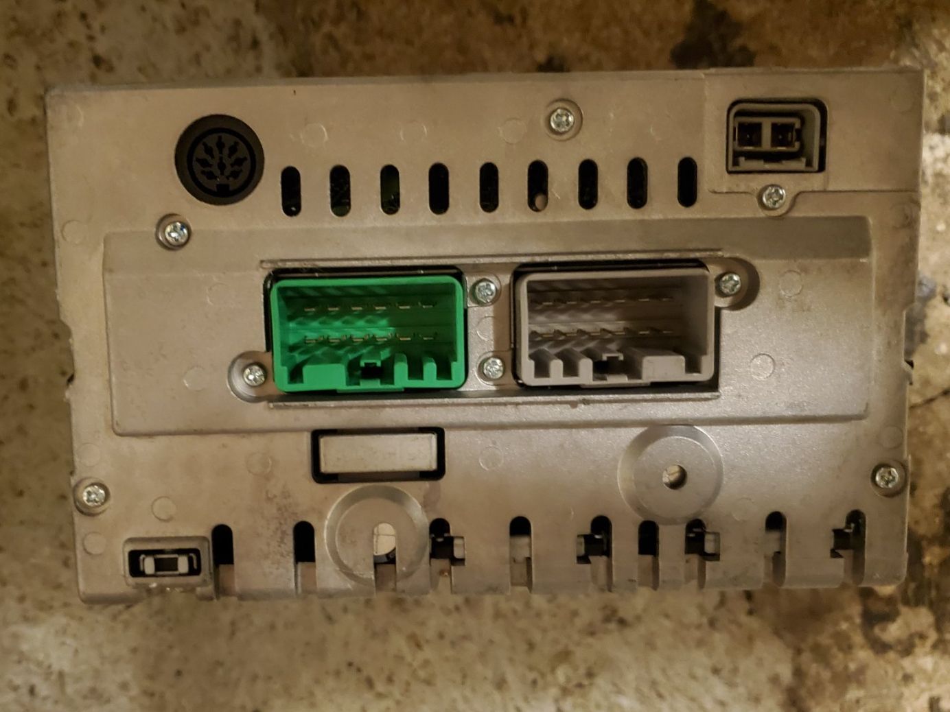 Radios: Volvo  Autoradio HU-605 – Gebraucht aus Rikon im Tösstal von re-pariert 1