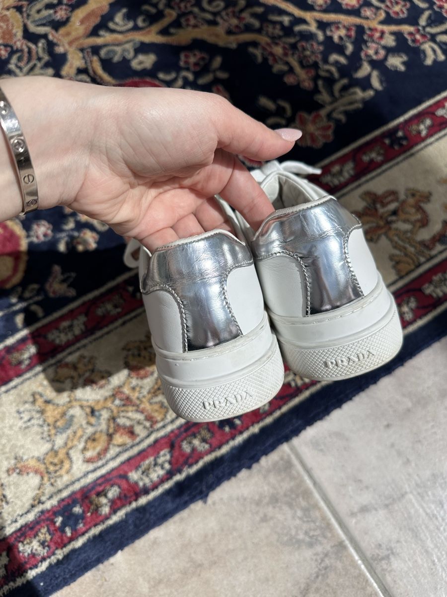 Prada Scarpe da donna: Prada Schuhe Leder Sneaker Gr. 37.5 – Usato da Luzern venduto da ariazalea 7