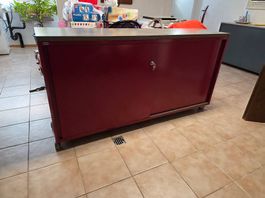 Armadio Lista ante scorrevoli / Metallschrank / Schrank