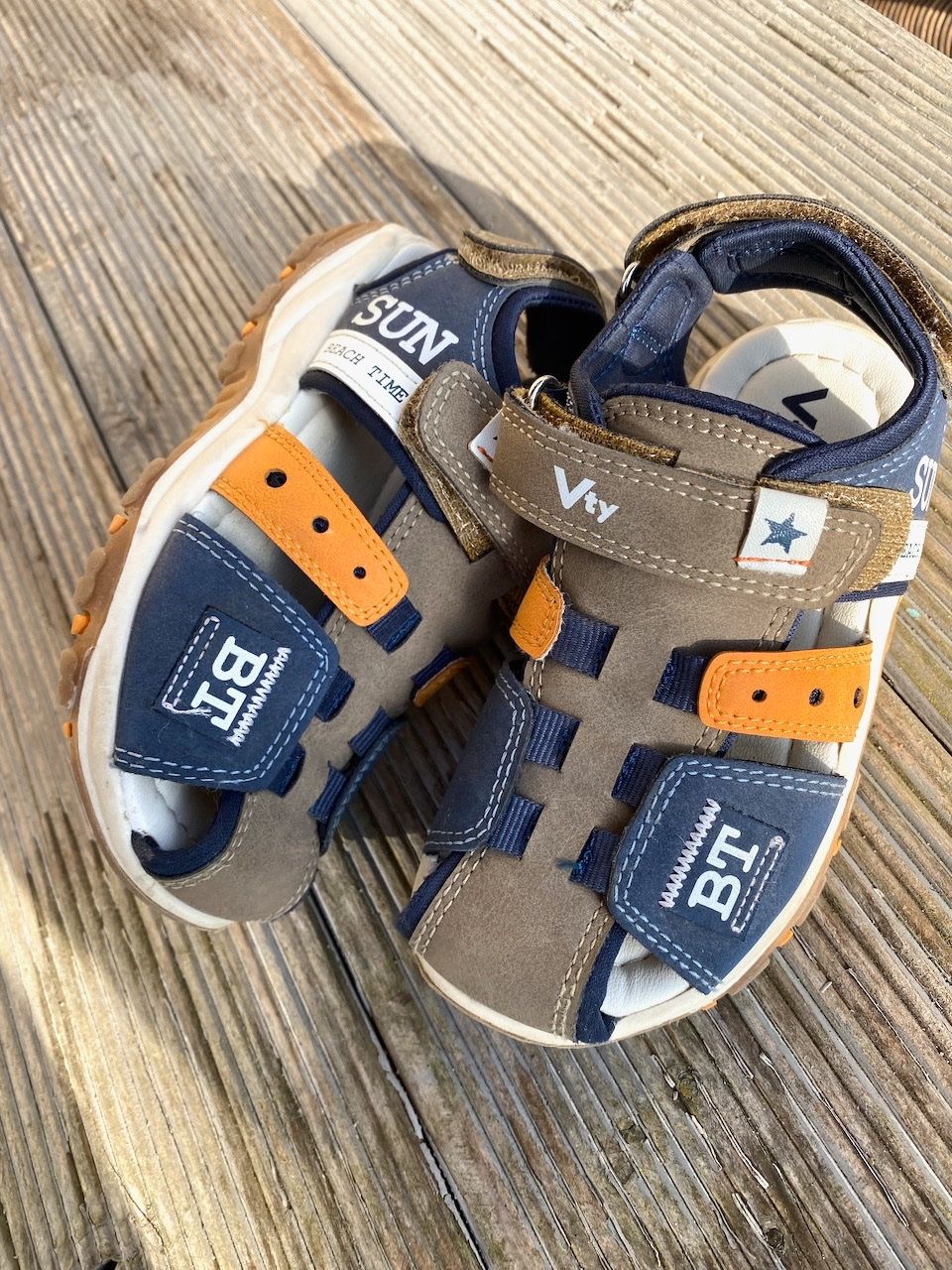 Dosenbach Scarpe per ragazzi: Vty Jungen Sandalen Gr. 26 – Usato da Uster venduto da ros_pym8 2