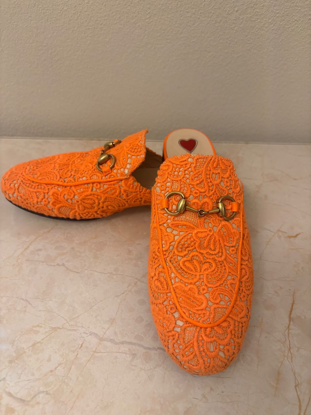 Gucci Chaussures femmes: Gucci Mules, Grösse 37 – D'occasion à Winterthur par Lepetitprince18 5