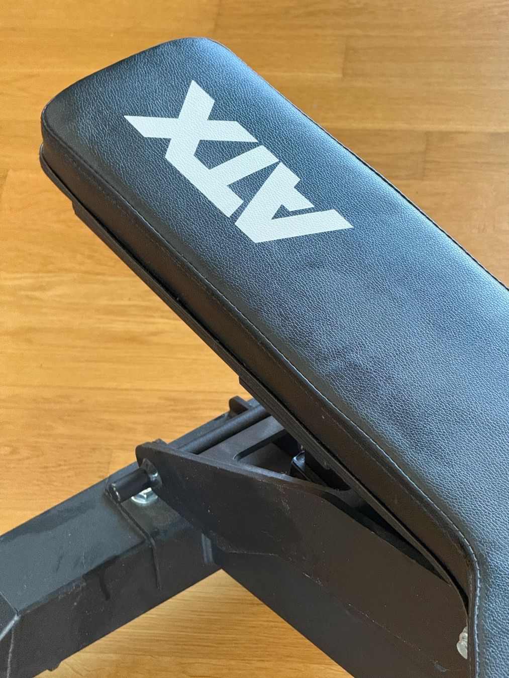 ATX Hometrainer: ATX Warrior Hantelbank – Gebraucht aus Sargans von wei_j8q7 2