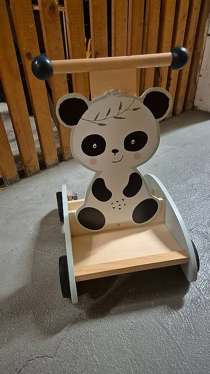 Véhicules pour enfants: Eichhorn Trotteur Push Walker – D'occasion à Genève par mar_9t5y