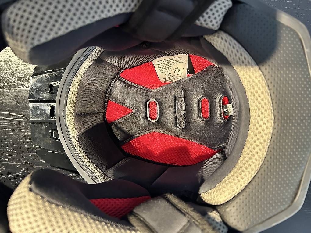 Helme: Downhill Bikehelm  – Gebraucht aus Uster von cap_nlx5 4