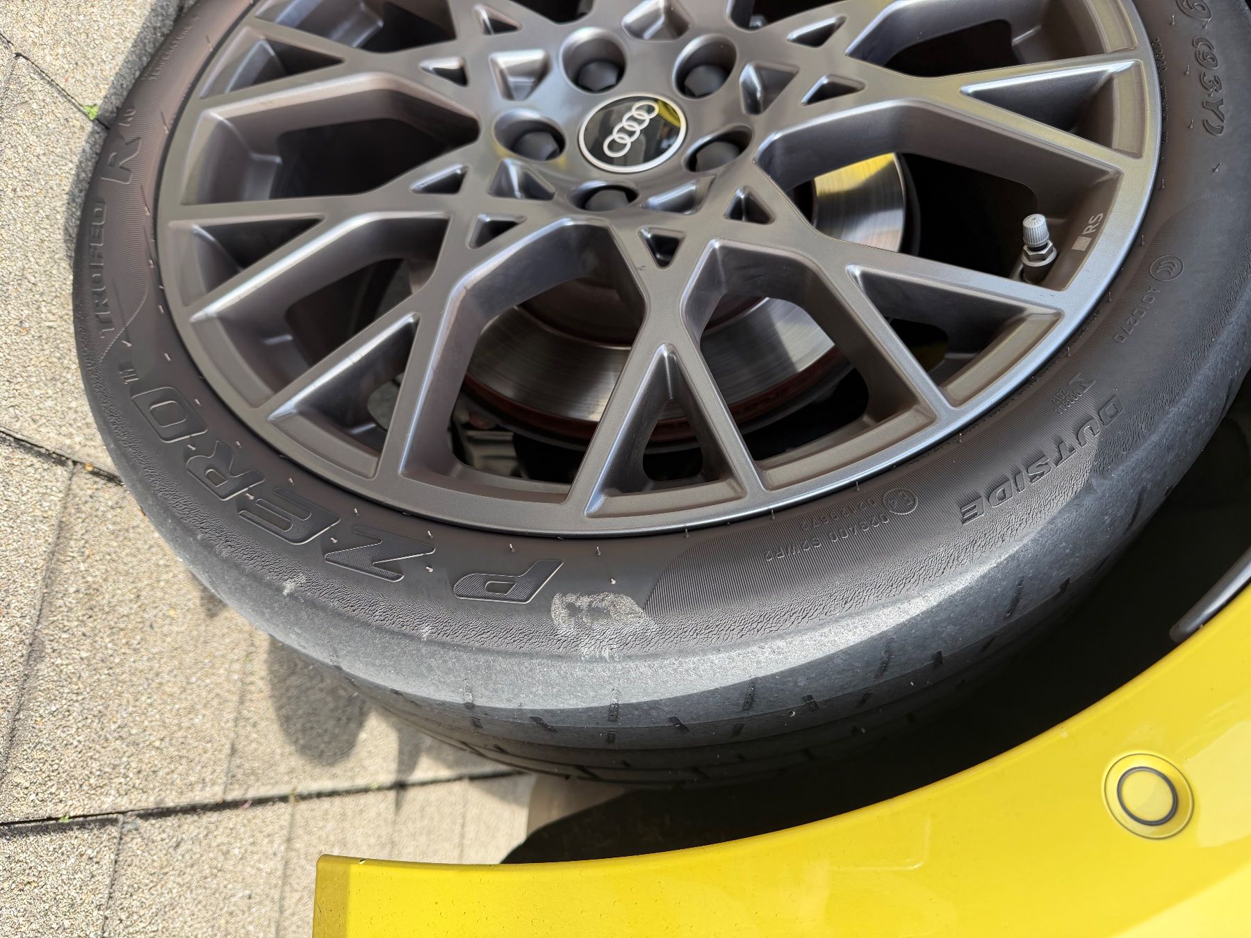 Audi Pneus & Roues: Original Audi RS3 Performance Räder – D'occasion à Weingarten-Kalth par kai_9ykx 5