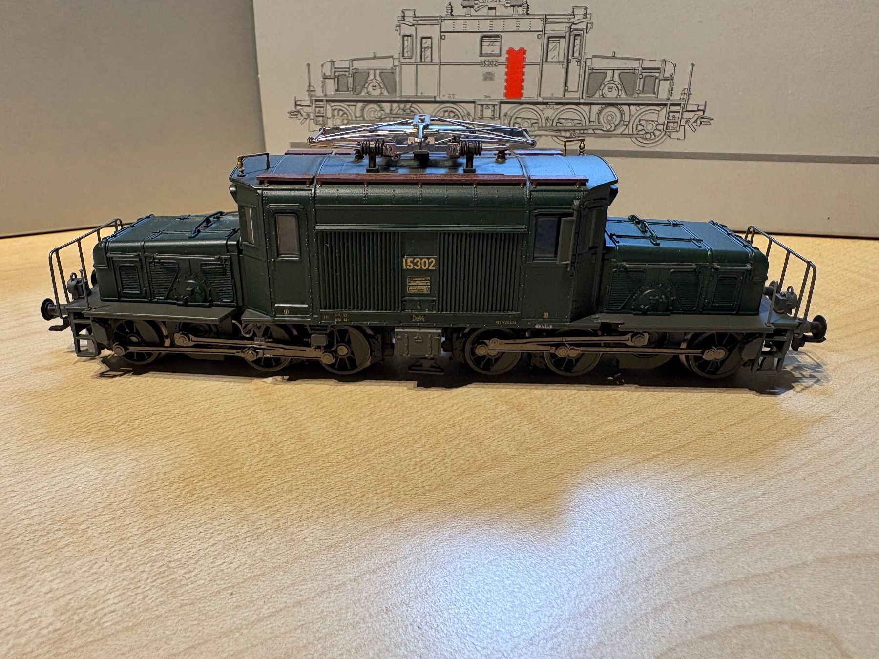 Märklin Modellini di ferrovie: Maerklin 37522  De6/6 – Nuovo e nell'imballaggio originale da Corcelles Payerne venduto da Pierre66