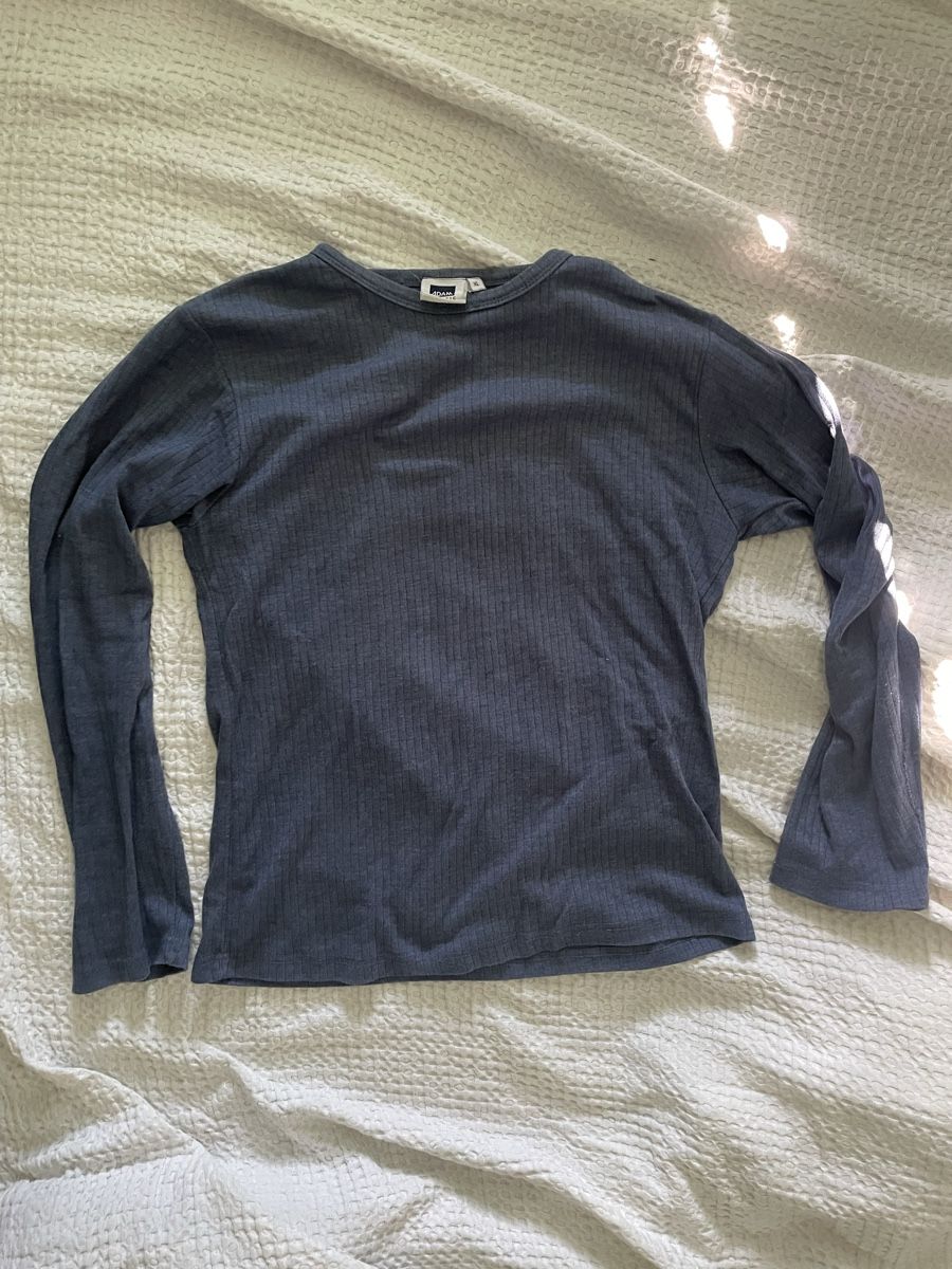 T-shirt: Blauer Longsleeve – Usato da Winterthur venduto da Bakazil