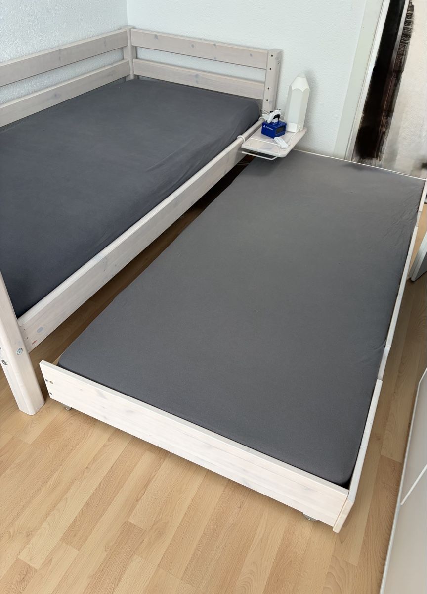 Lits: Flexa Hochbett, Zustellbett – D'occasion à Stein par carbor