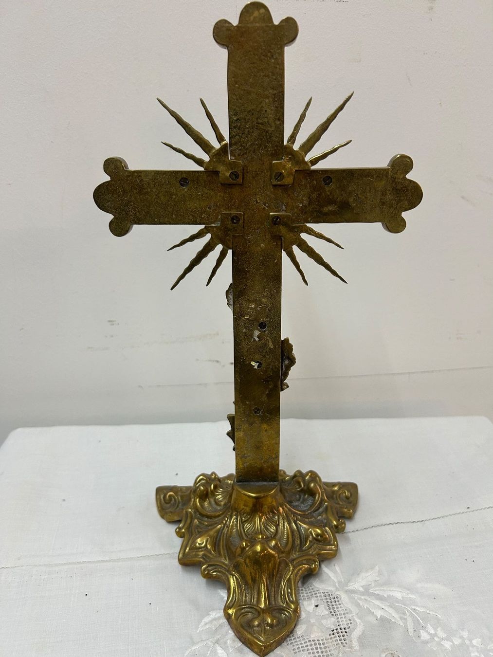 Skulpturen & Statuen: Bronze/Messing-Statue Standkruzifix ca. um 1890 – Gebraucht aus Zürich von Levelart 3