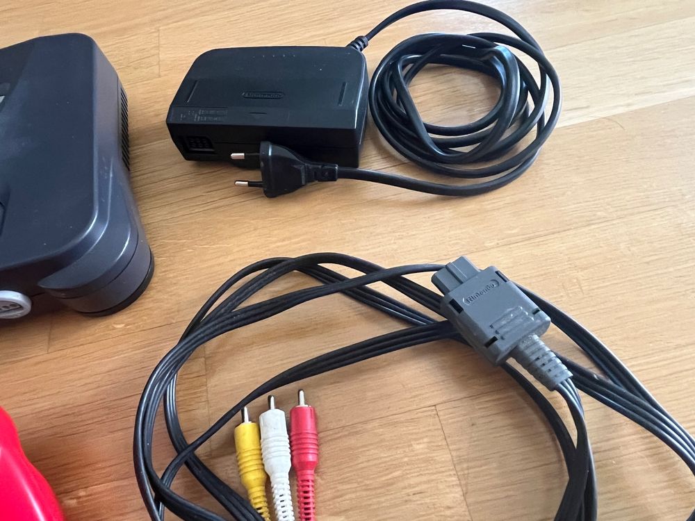 Nintendo 64 Konsole + 6 Spiele 4