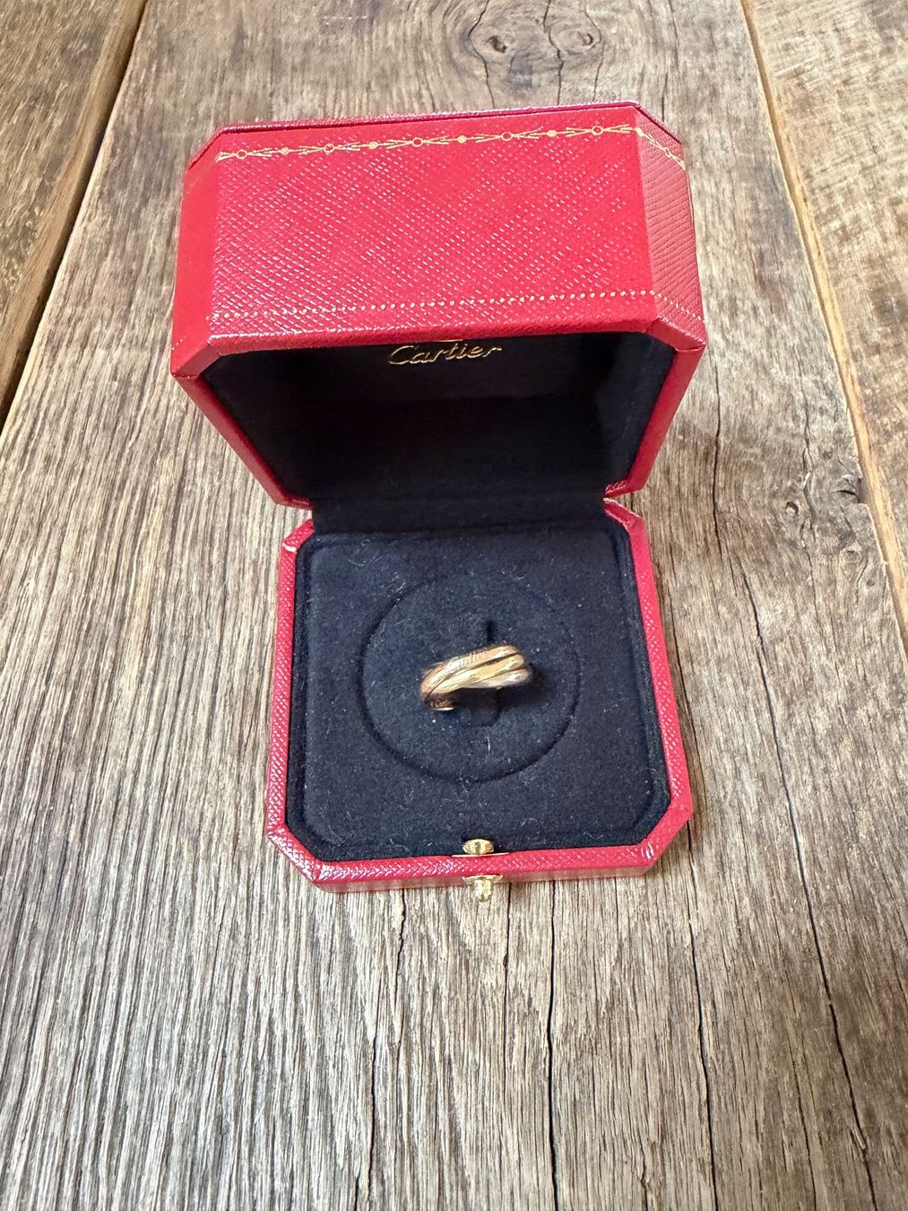 Cartier Anelli: TRINITY RING, KLEINES MODELL – Usato da Niederwil AG venduto da sel_h57s 2
