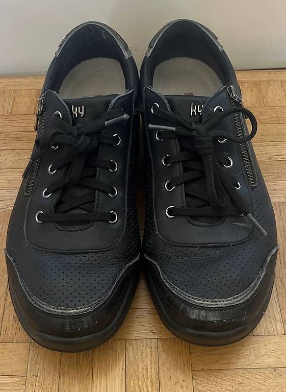 Kybun Damenschuhe: KYBUN Lancy Black Gr. 40 1/3 – Gebraucht aus Urdorf von Resumasa