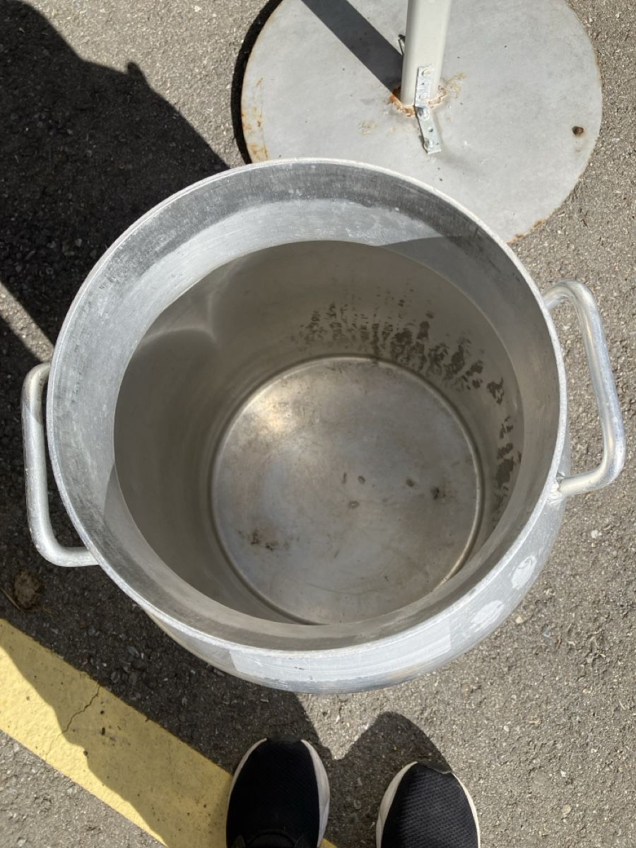 Schweizer Armee Agricoltura: Milchkanne 40 Liter – Usato da Erlenbach im Simmental! venduto da Simmentaler-Perlen 1