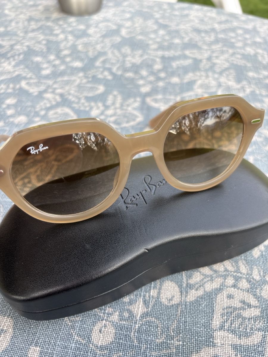 Ray-Ban Occhiali & Lenti: Lunettes de soleil Ray-Ban Beige – Usato da Chêne-Bougeries venduto da Bambideluxe 4